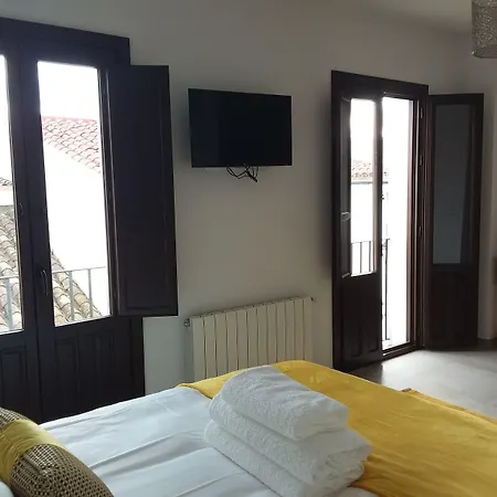 Pensión Casa Clavero 3*