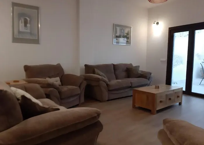 בית הארחה Casa Clavero